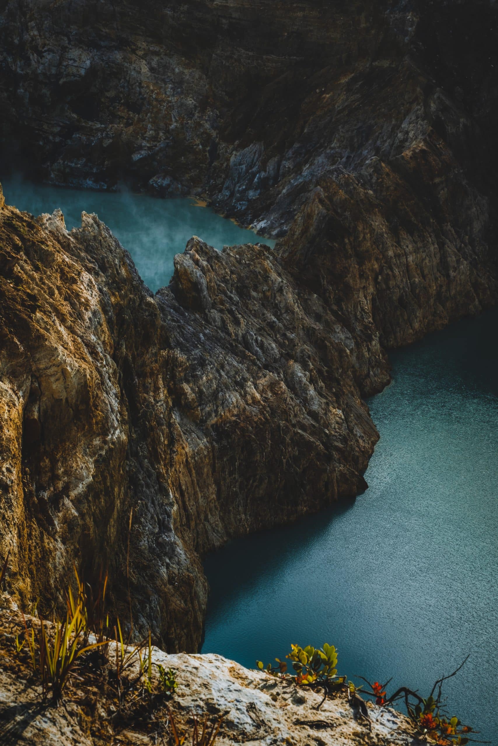 kelimutu : Tiwu Ata Polo