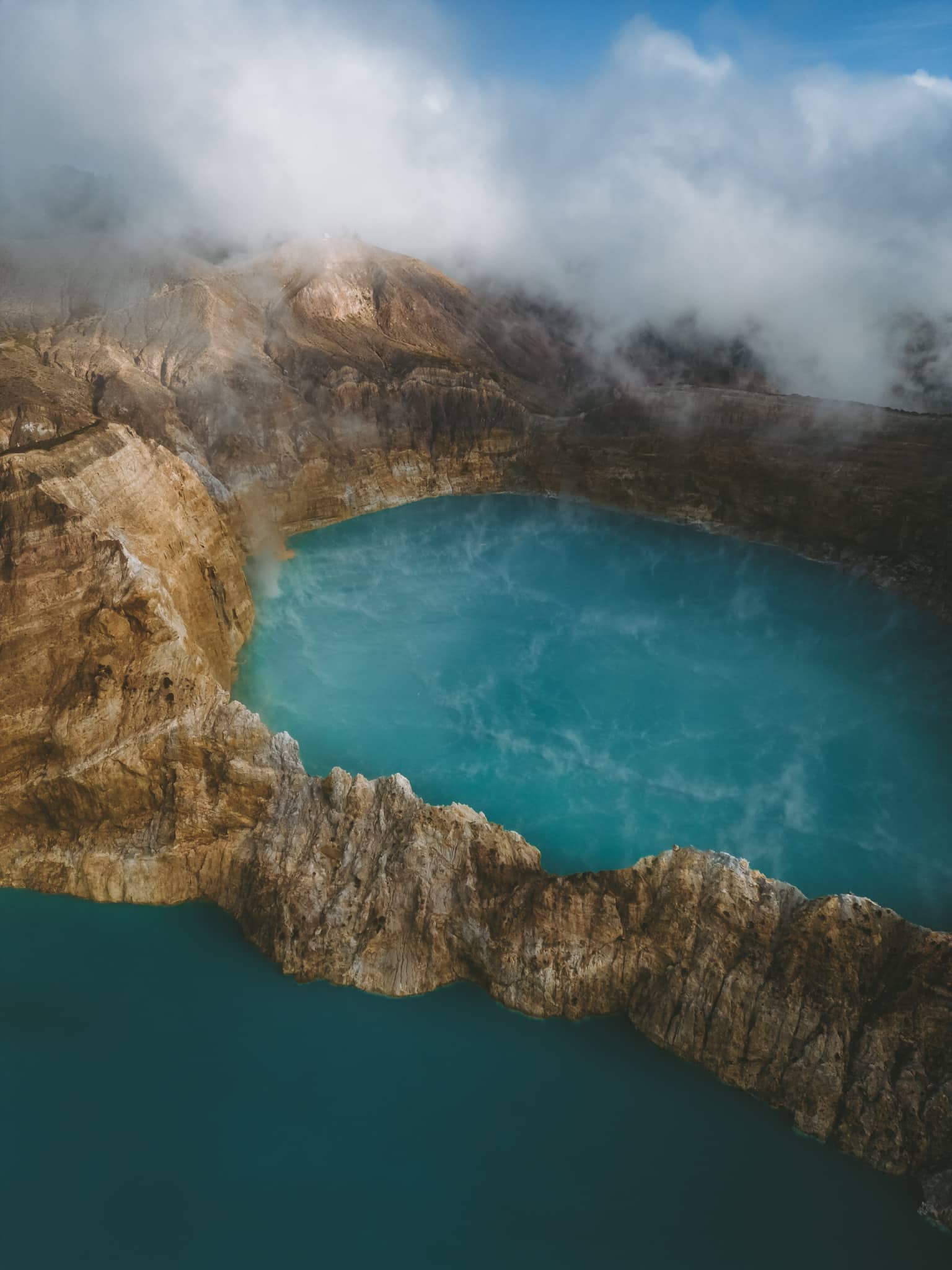 drone kelimutu flores