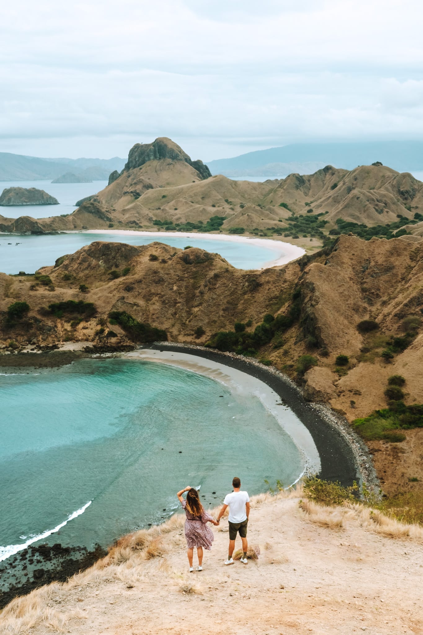 padar island sunrise komodo