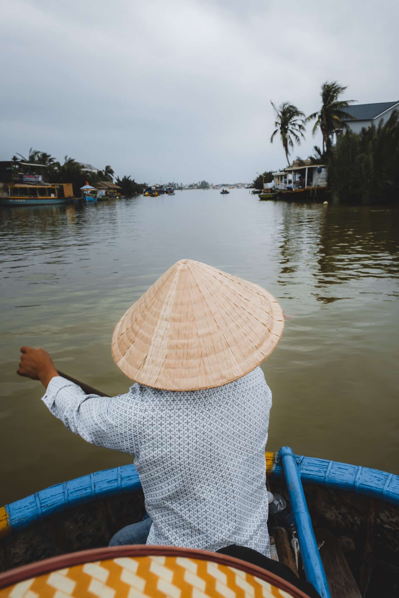 activités insolite au vietnam : coconut boat