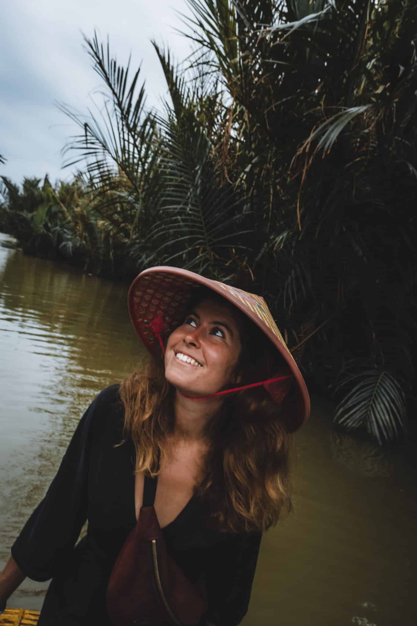 coconut boat vietnam