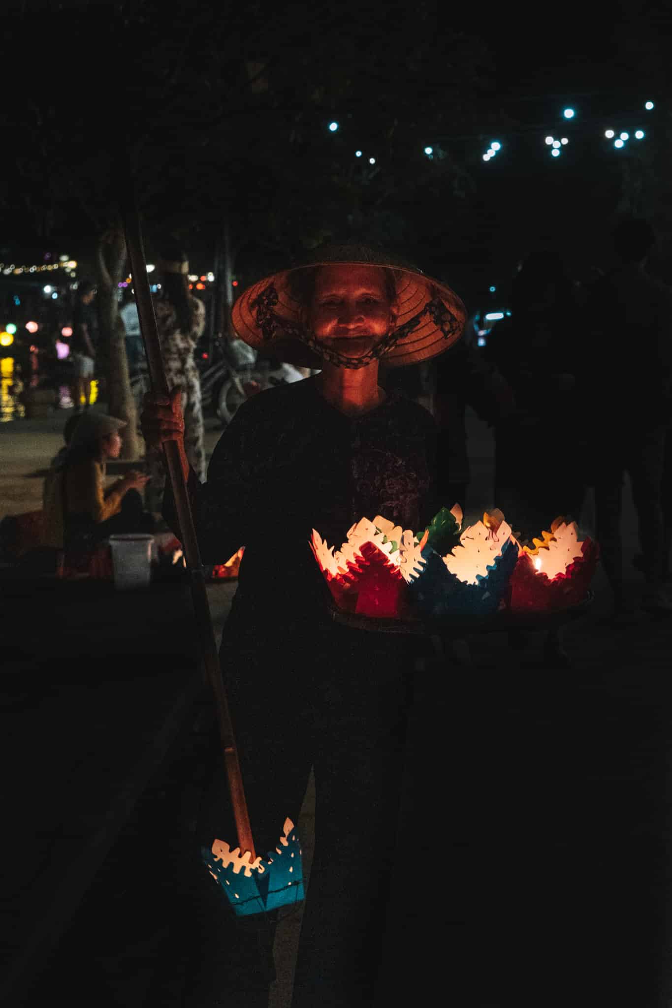 bougie sur l'eau hoi an