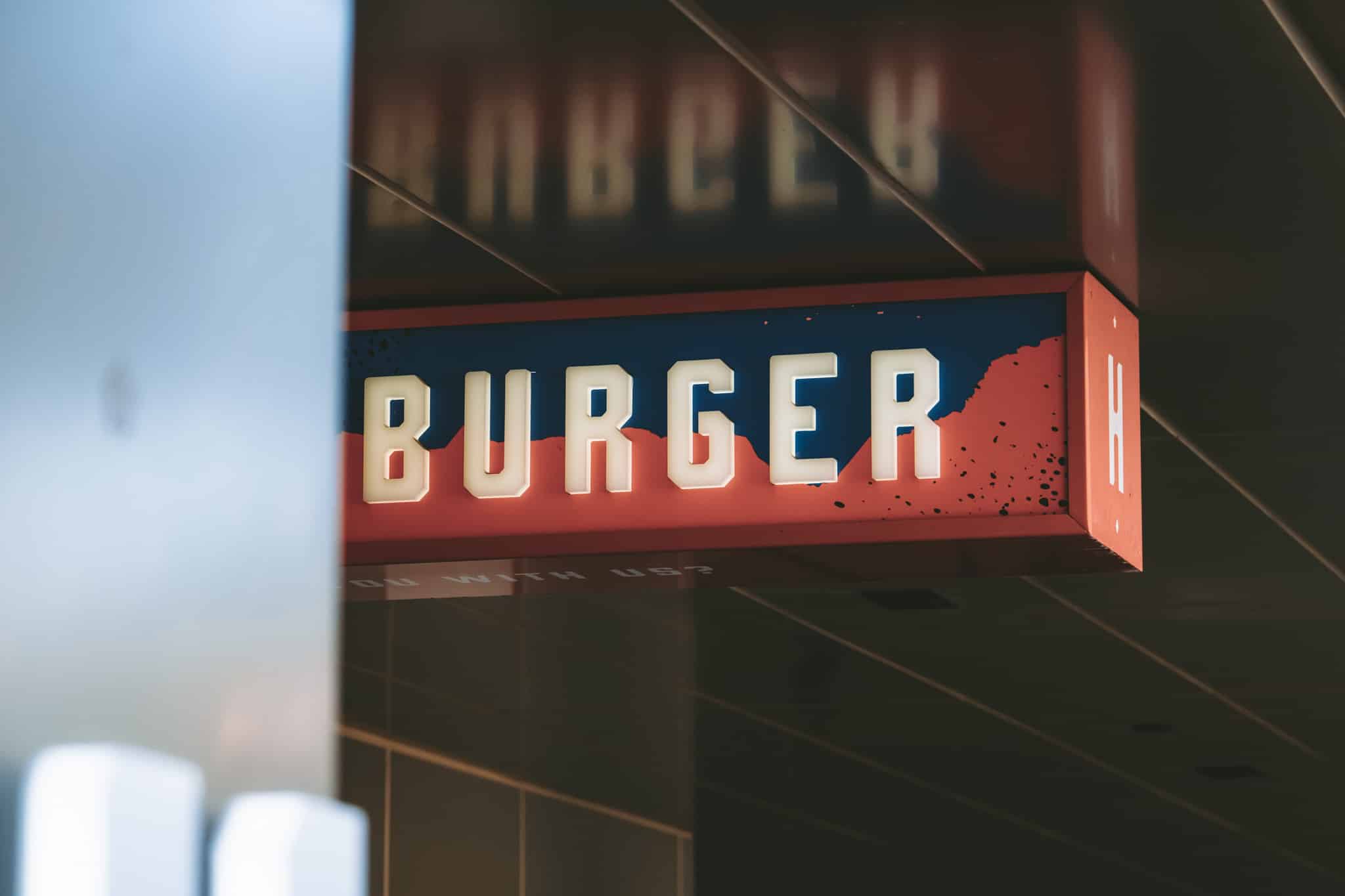 Enseigne de burger dans le CBD de Perth