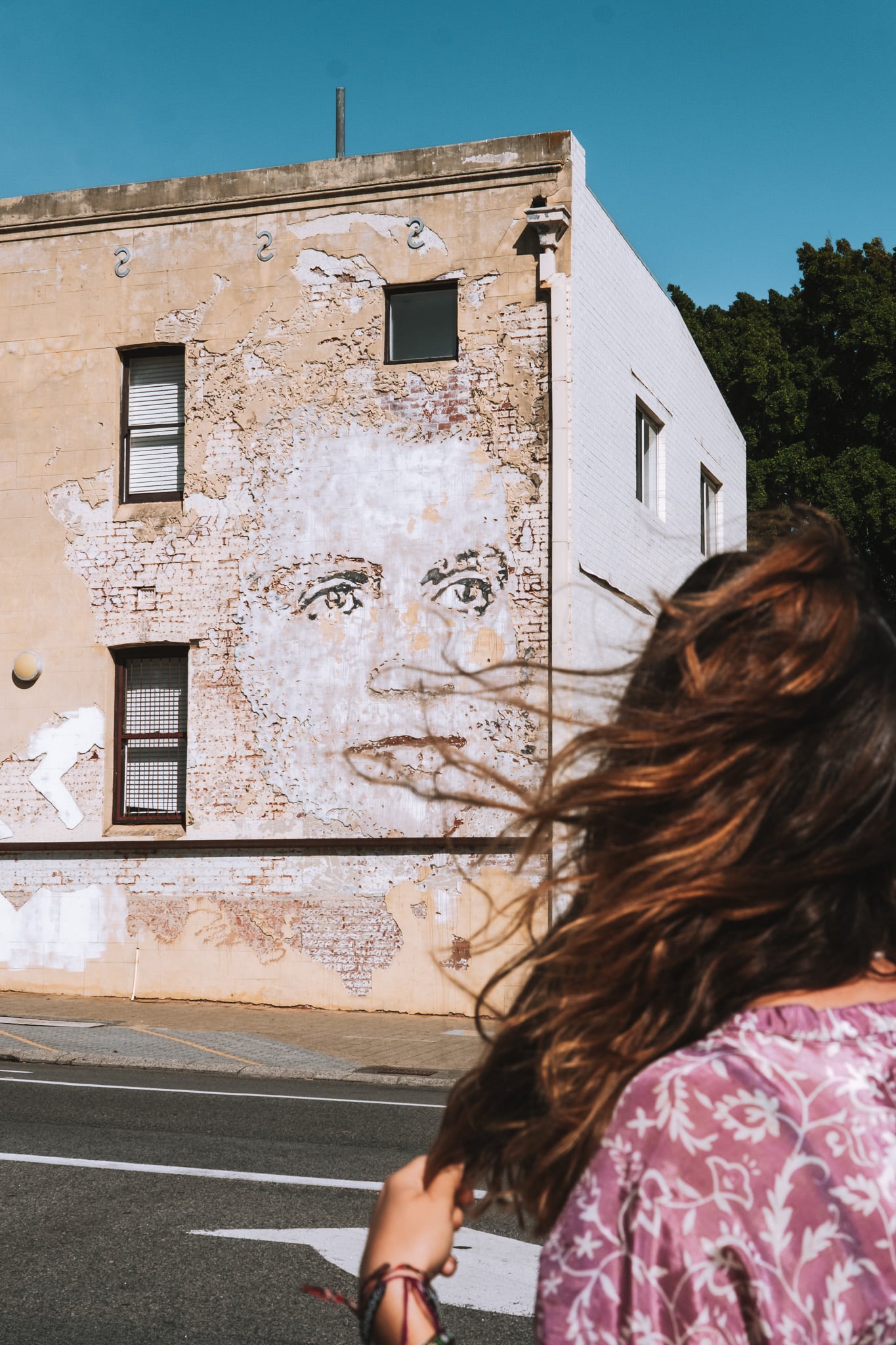 visage aborigène fremantle street art
