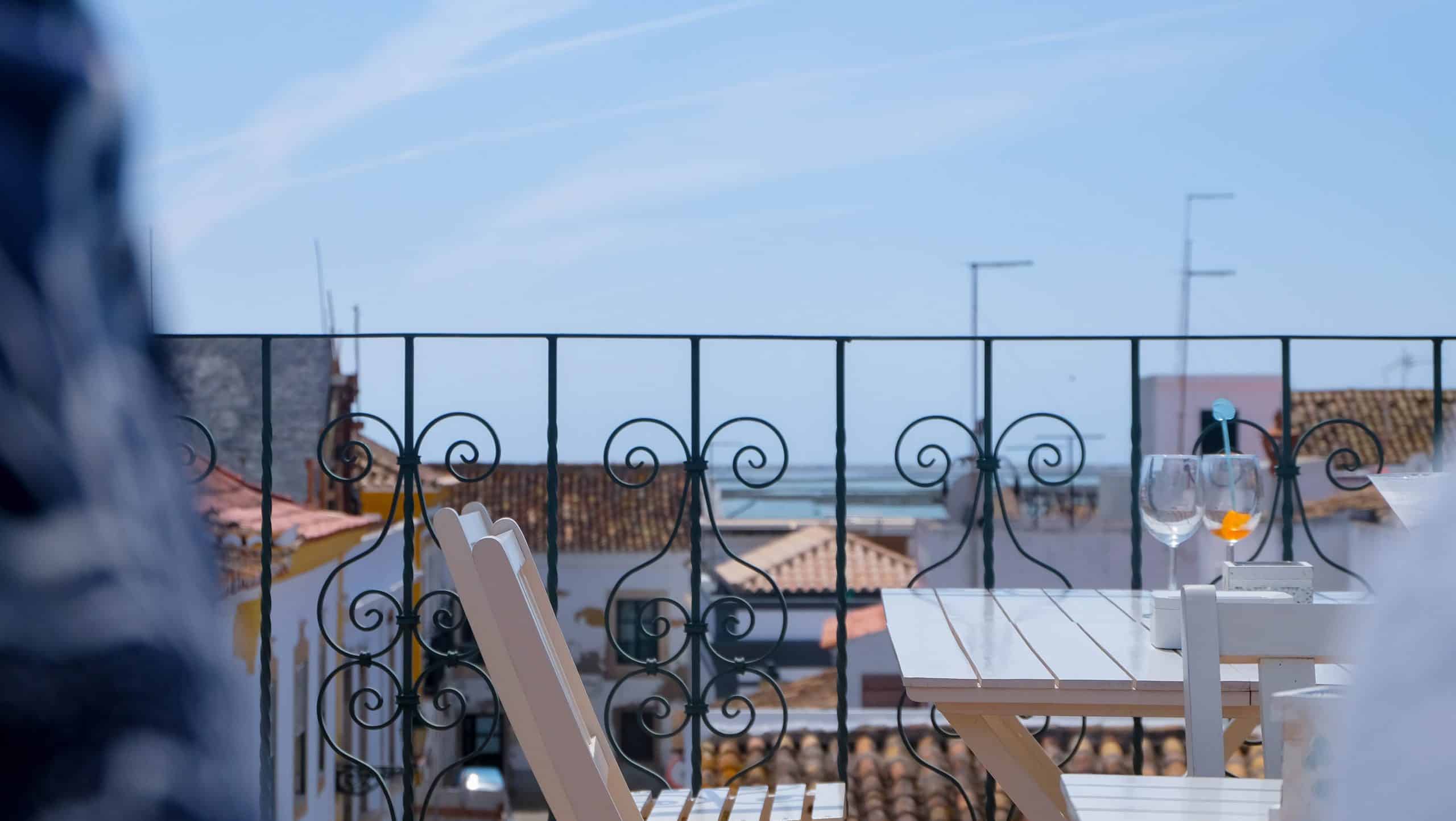 boire un verre en terrasse à Faro