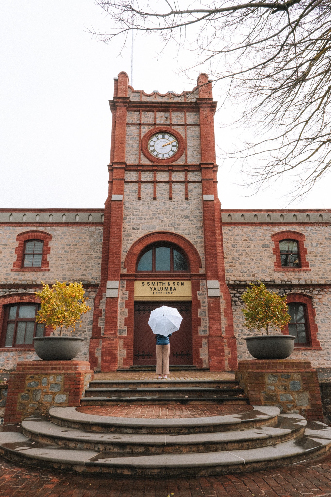 Vieille horloge du Tanunda Castle dans la région de Barossa