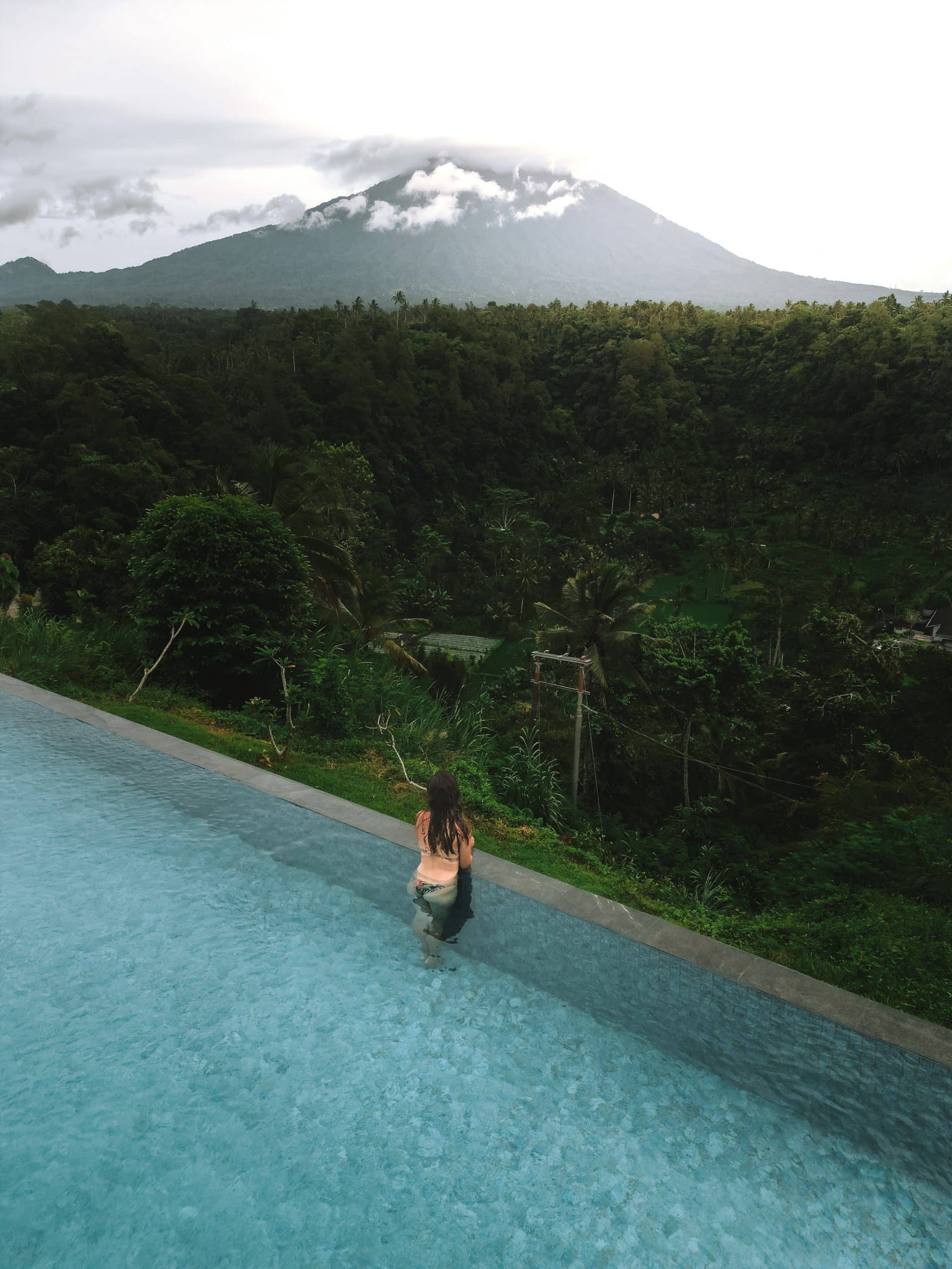 tapa agung view infinity pool