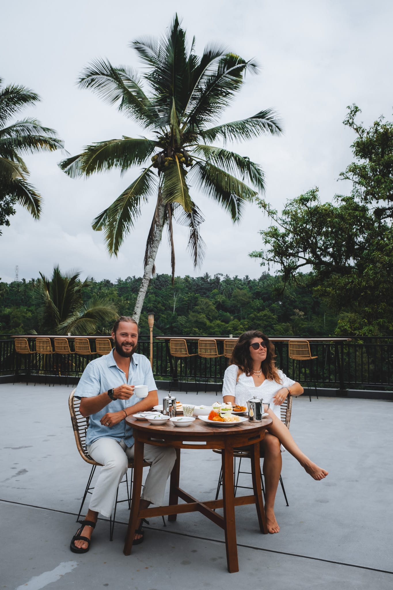 petit dejeuner tapa agung view