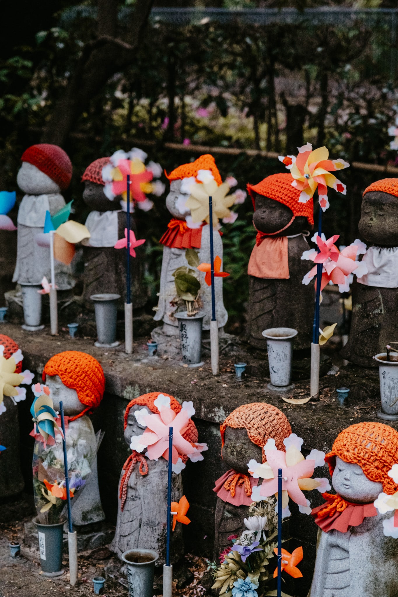 voir la tokyo tower depuis le zozoji Temple