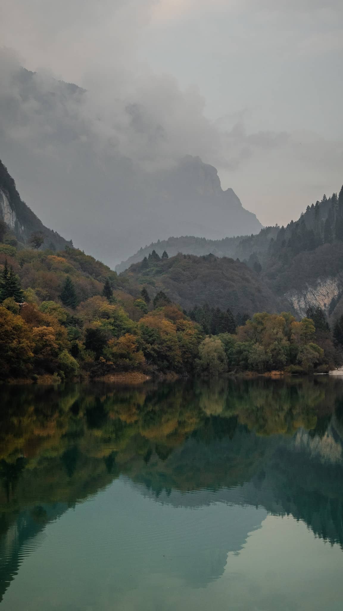 lago di toblino dolomites