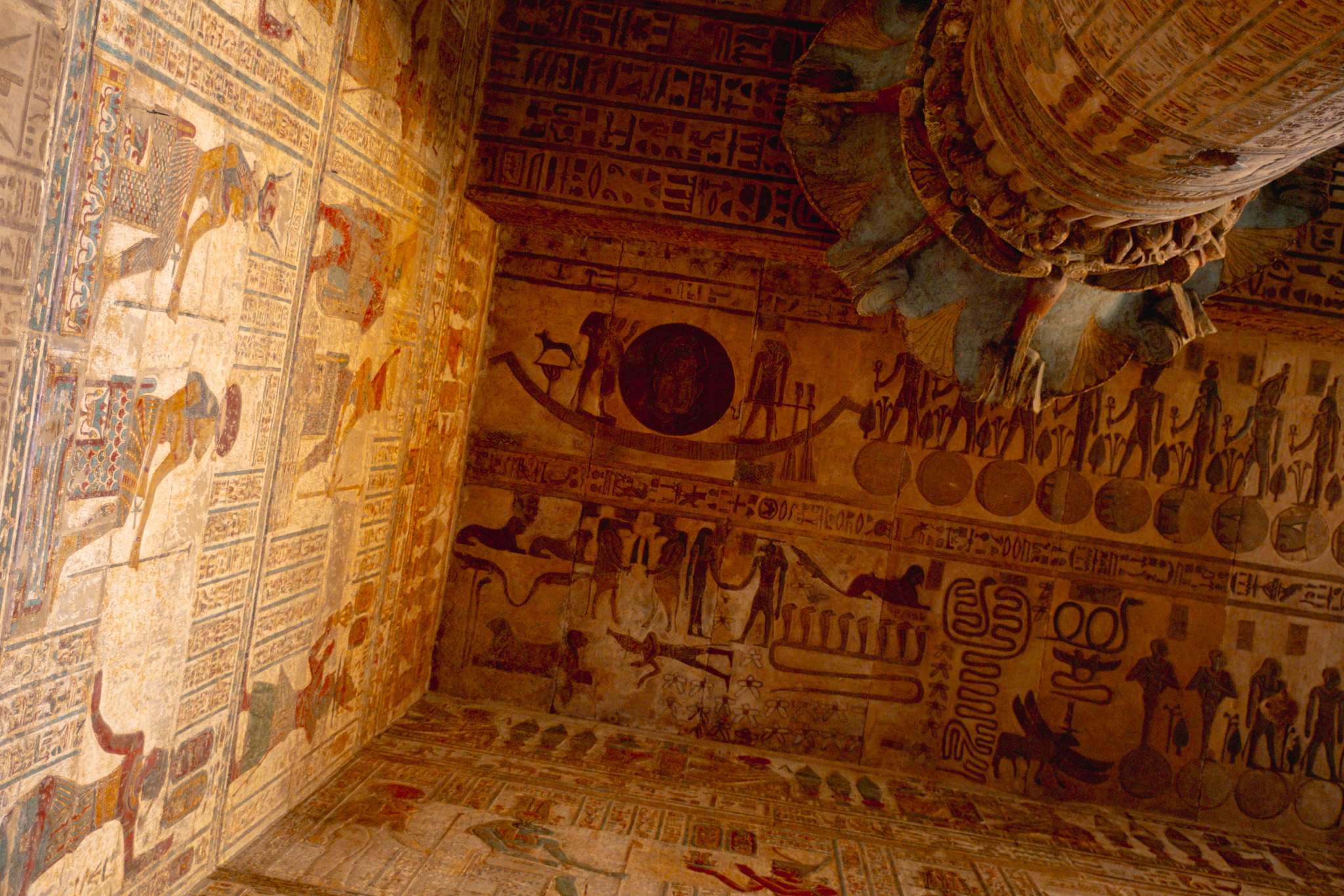 la crue du nil sur le temple d'Esna