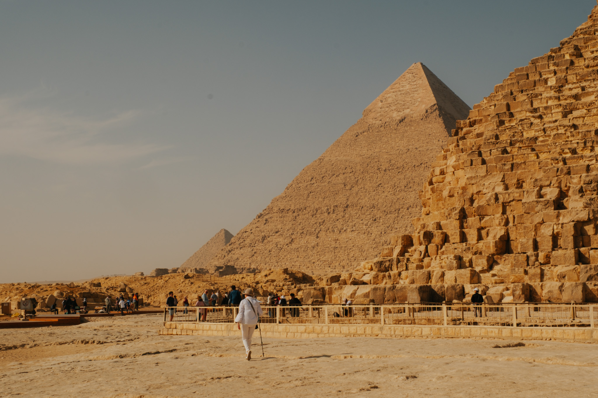 vue sur pyramides de Khephren depuis pyramide de Kheops