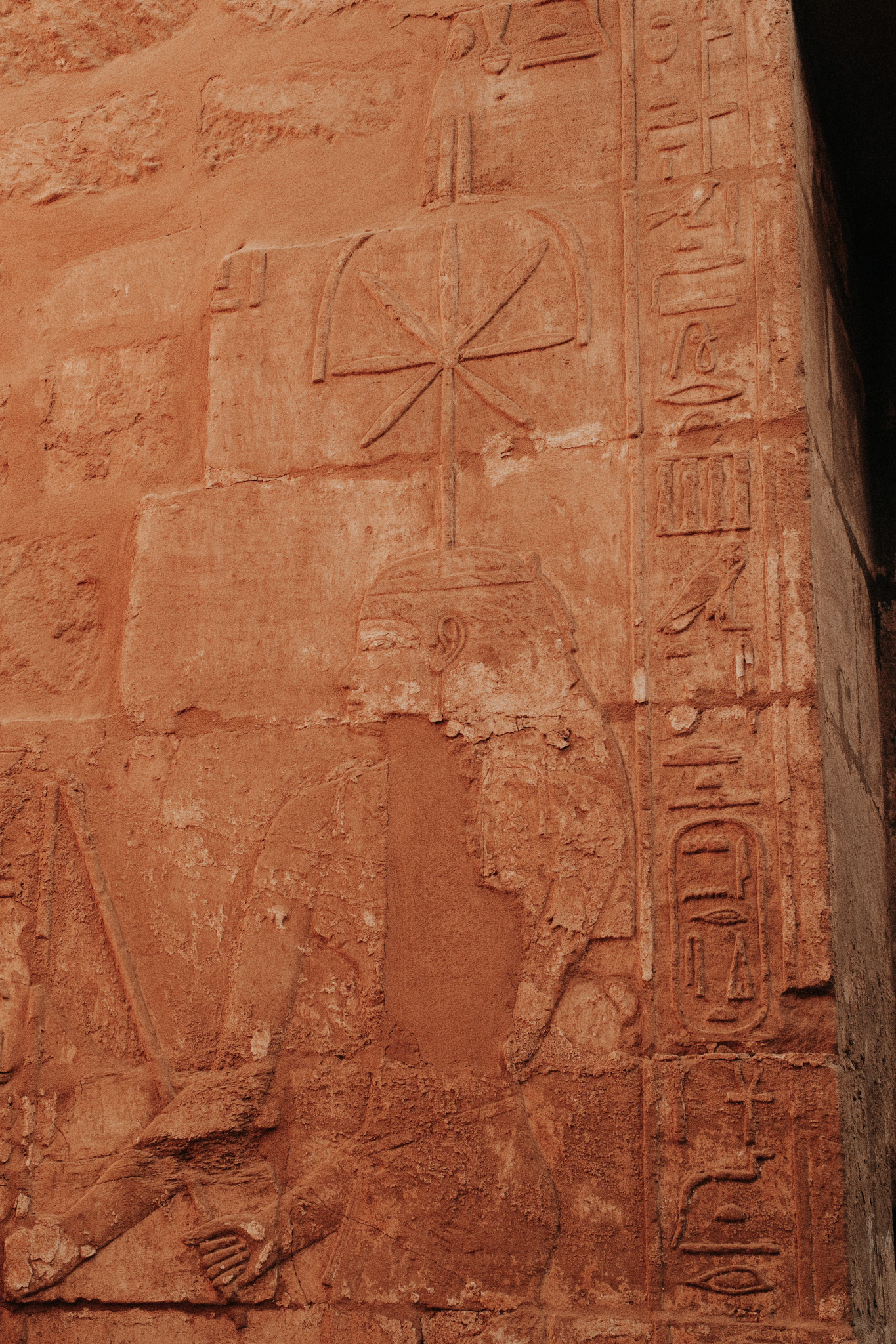 chapelle d'osiris karnak