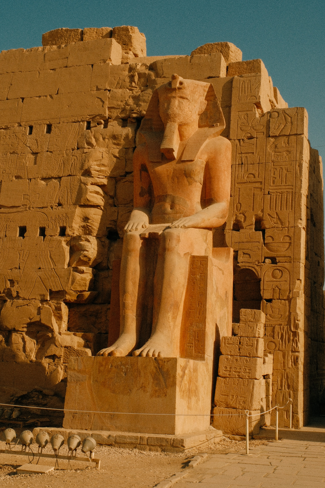 entree du temple de khonsou